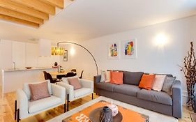 Almada Luxurious Duplex By Da'Home